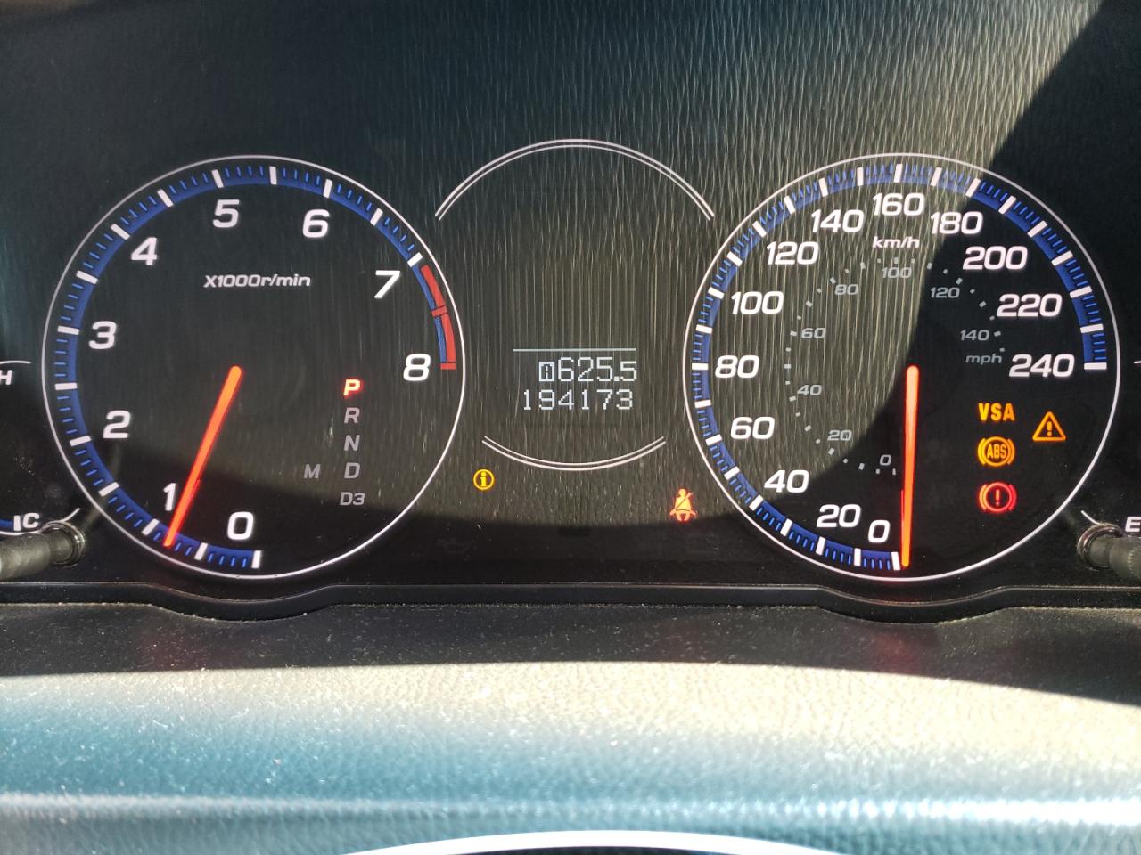Photo 8 from auction – 2008 ACURA TSX with VIN JH4CL96868C800641