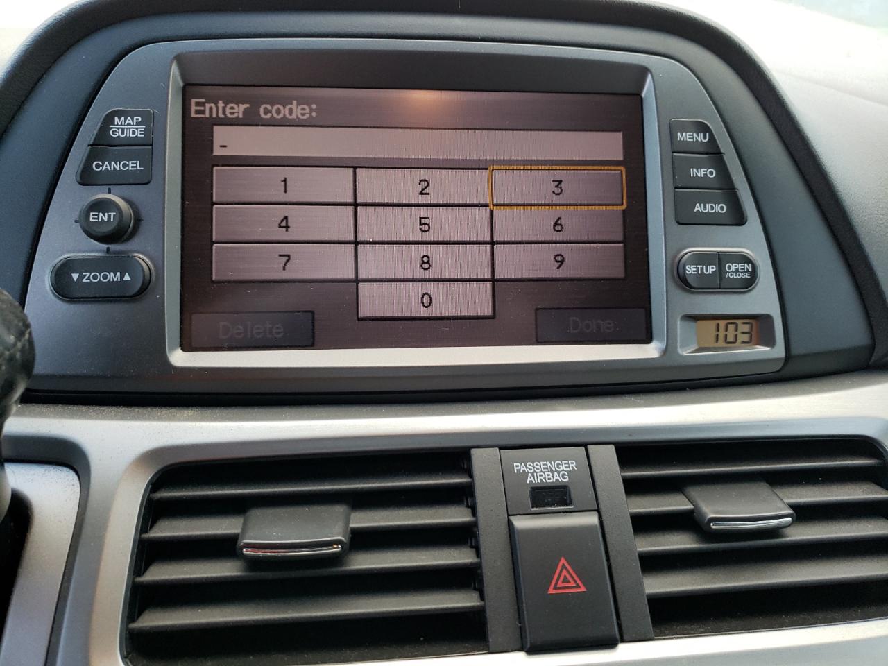 Photo 9 from auction – 2010 HONDA ODYSSEY EX with VIN 5FNRL3H76AB035386