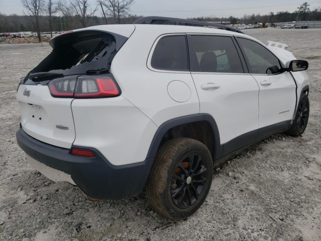 Photo 4 from auction – 2019 JEEP CHEROKEE L with VIN 1C4PJLCB5KD114369