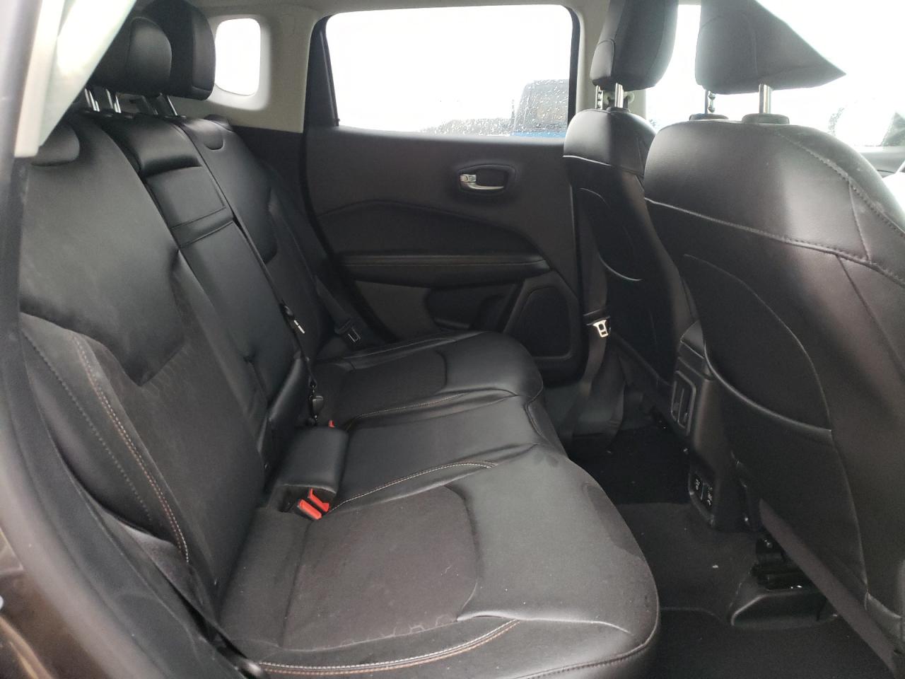 Photo 6 from auction – 2018 JEEP COMPASS LA with VIN 3C4NJCBB9JT137591
