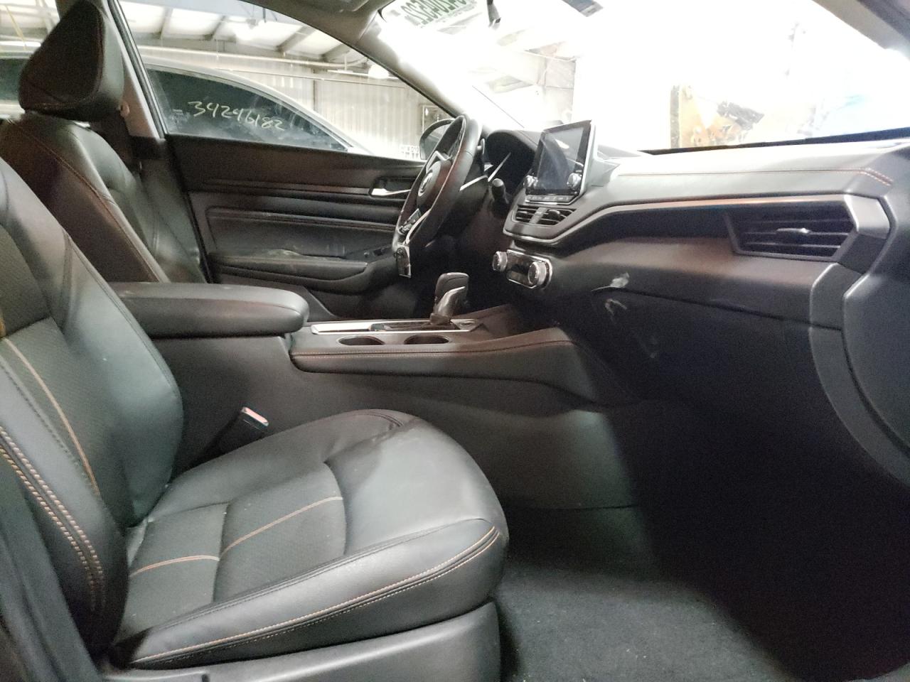 Photo 5 from auction – 2020 NISSAN ALTIMA SR with VIN 1N4BL4CV1LC124480