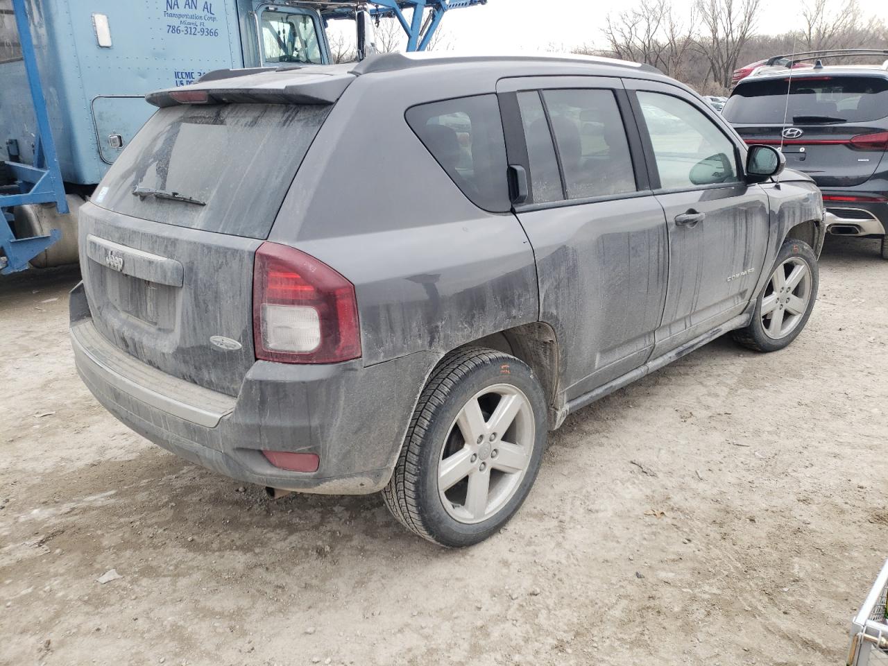 Photo 4 from auction – 2014 JEEP COMPASS LA with VIN 1C4NJCEA6ED752775