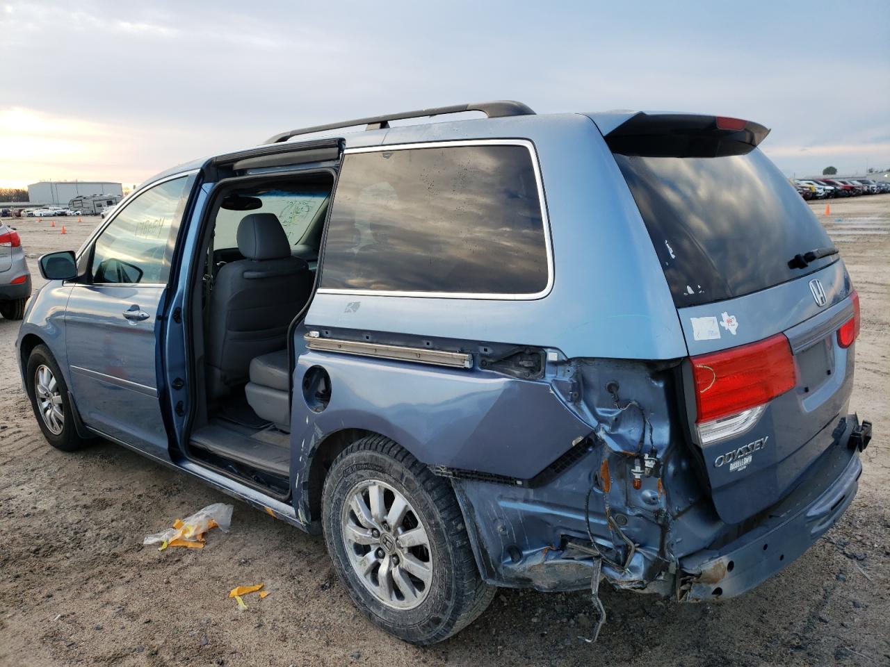Photo 3 from auction – 2010 HONDA ODYSSEY EX with VIN 5FNRL3H76AB035386