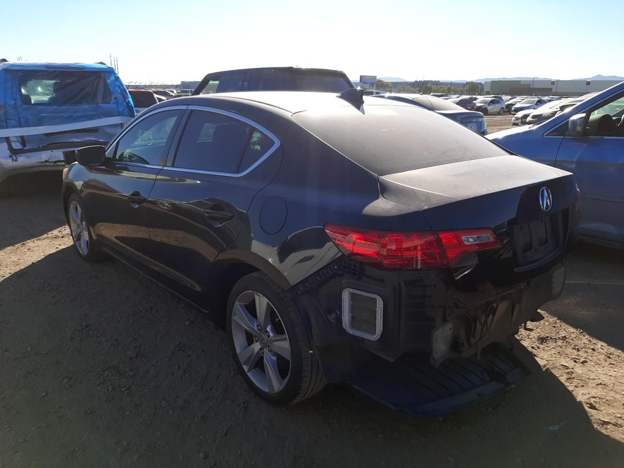 Photo 3 from auction – 2014 ACURA ILX 24 PRE with VIN 19VDE2E52EE000186