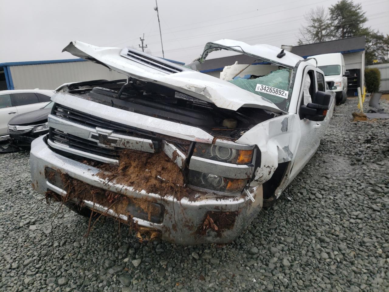 Photo 2 from auction – 2017 CHEVROLET SILVERADO with VIN 1GC1KVEY2HF143969