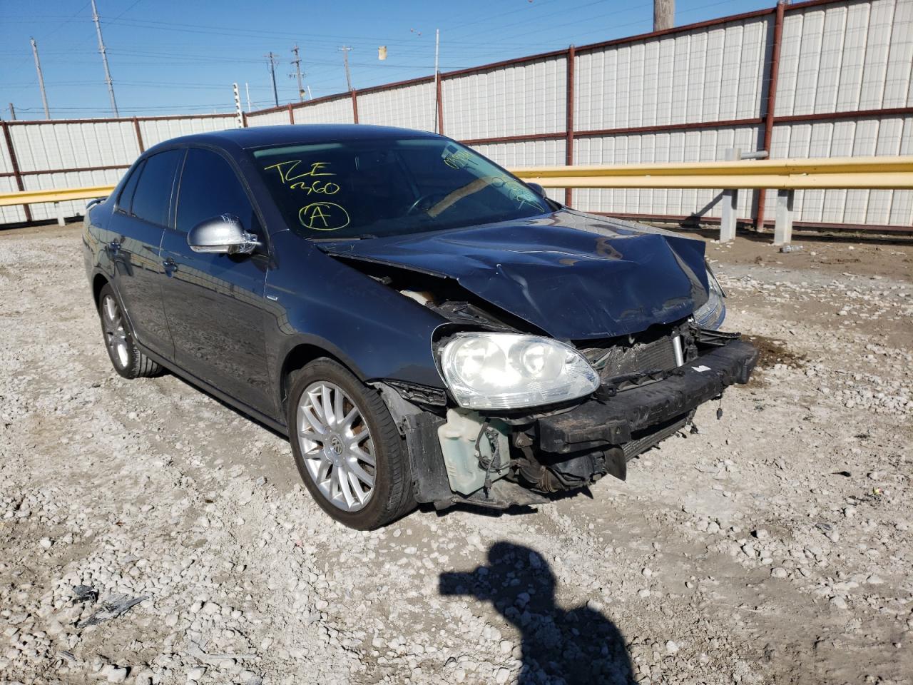 VOLKSWAGEN JETTA WOLF 2009 with VIN 3VWRA71K09M039241 - Photo from auction