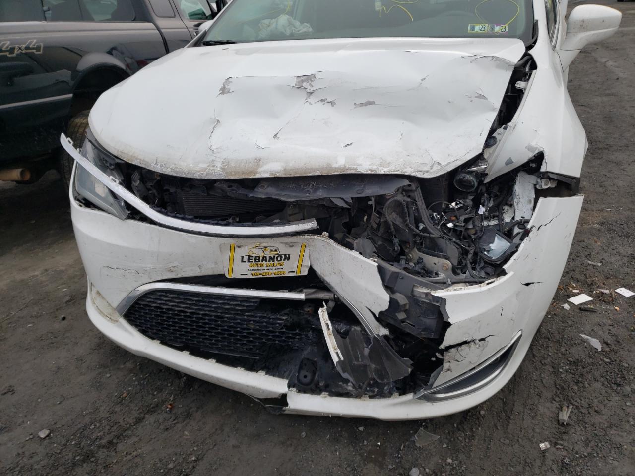 Photo 9 from auction – 2017 CHRYSLER PACIFICA T with VIN 2C4RC1BG1HR500510