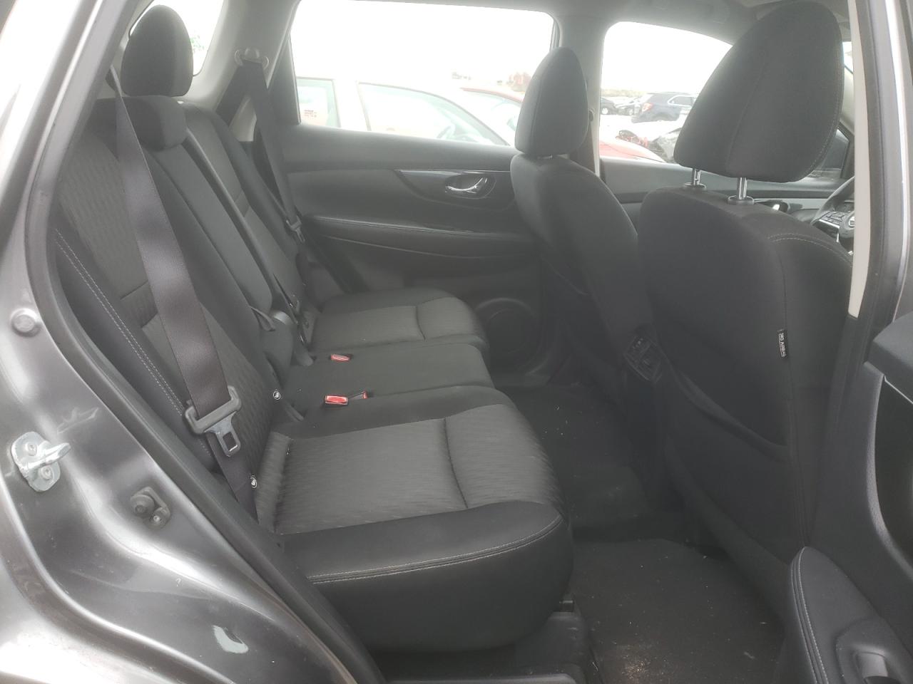 Photo 6 from auction – 2017 NISSAN ROGUE S with VIN KNMAT2MV3HP536523