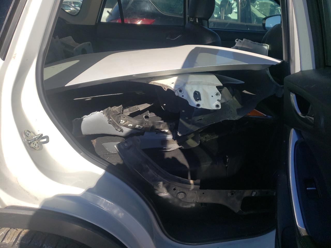 Photo 6 from auction – 2016 MAZDA CX-5 GT with VIN JM3KE4DY5G0806189