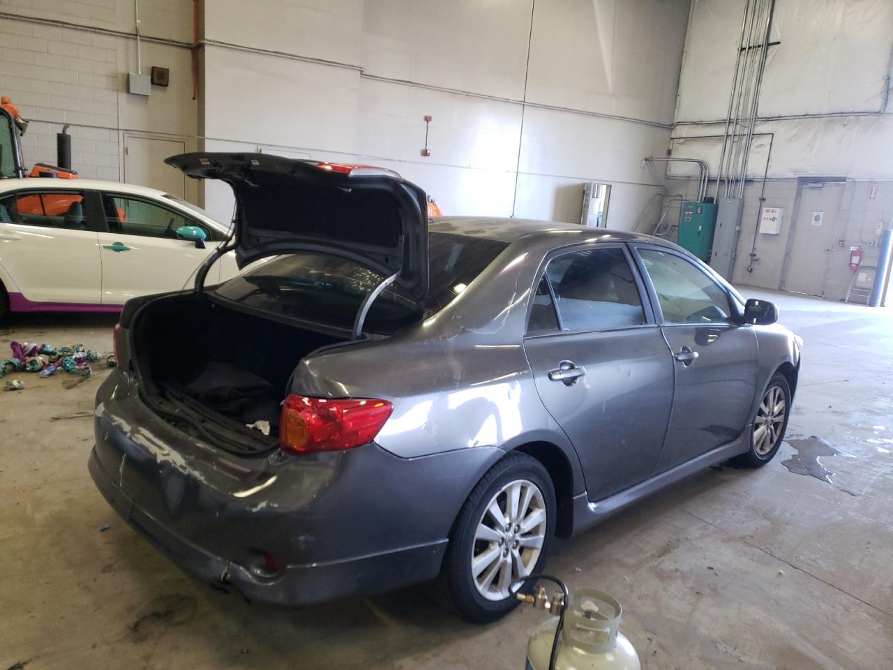 Photo 4 from auction – 2010 TOYOTA COROLLA BA with VIN 2T1BU4EE3AC446238
