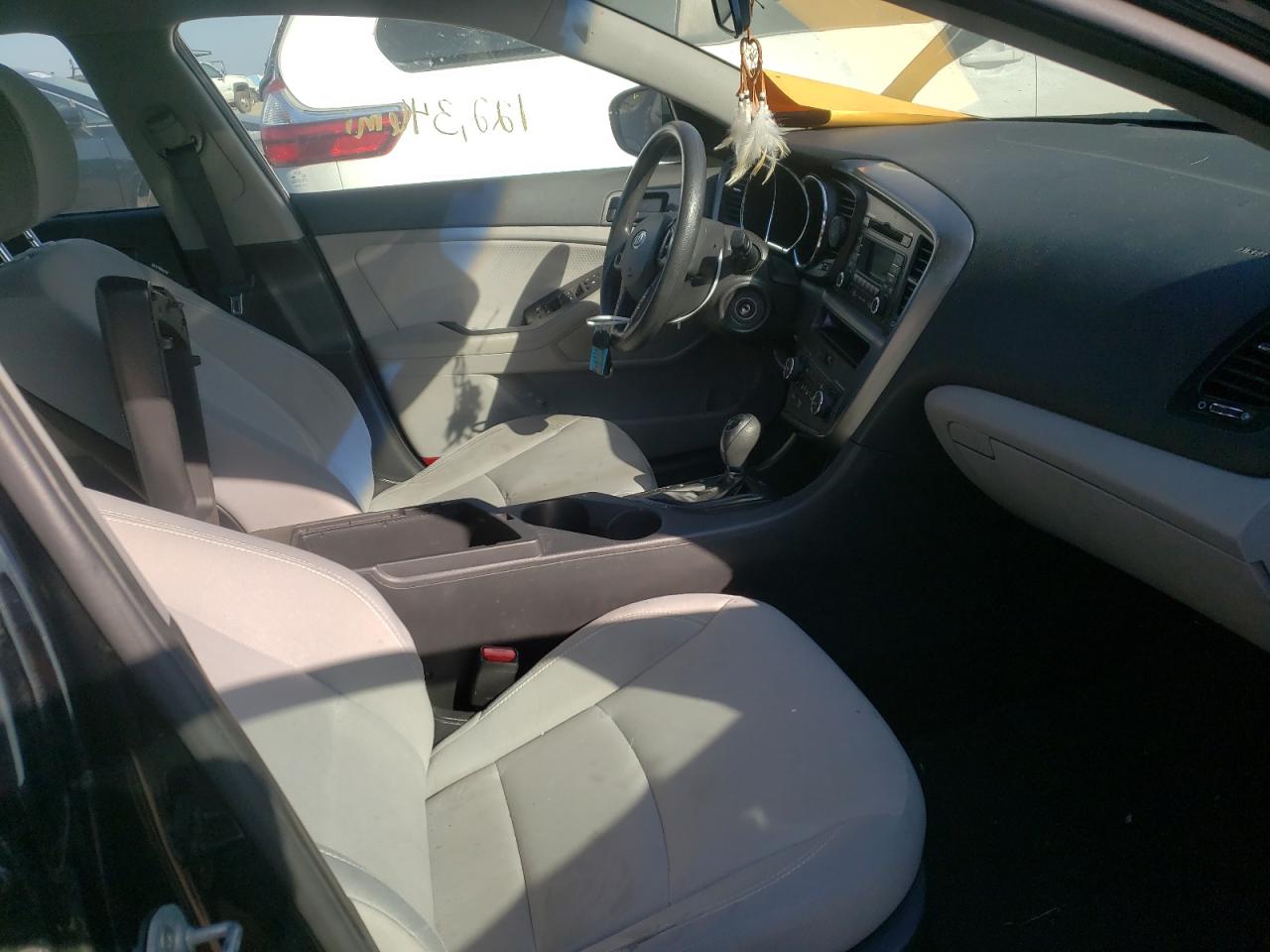 Photo 5 from auction – 2012 KIA OPTIMA LX with VIN 5XXGM4A73CG052117