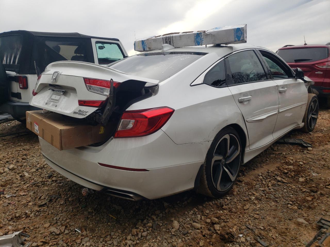 Photo 4 from auction – 2020 HONDA ACCORD SPO with VIN 1HGCV2F37LA010357