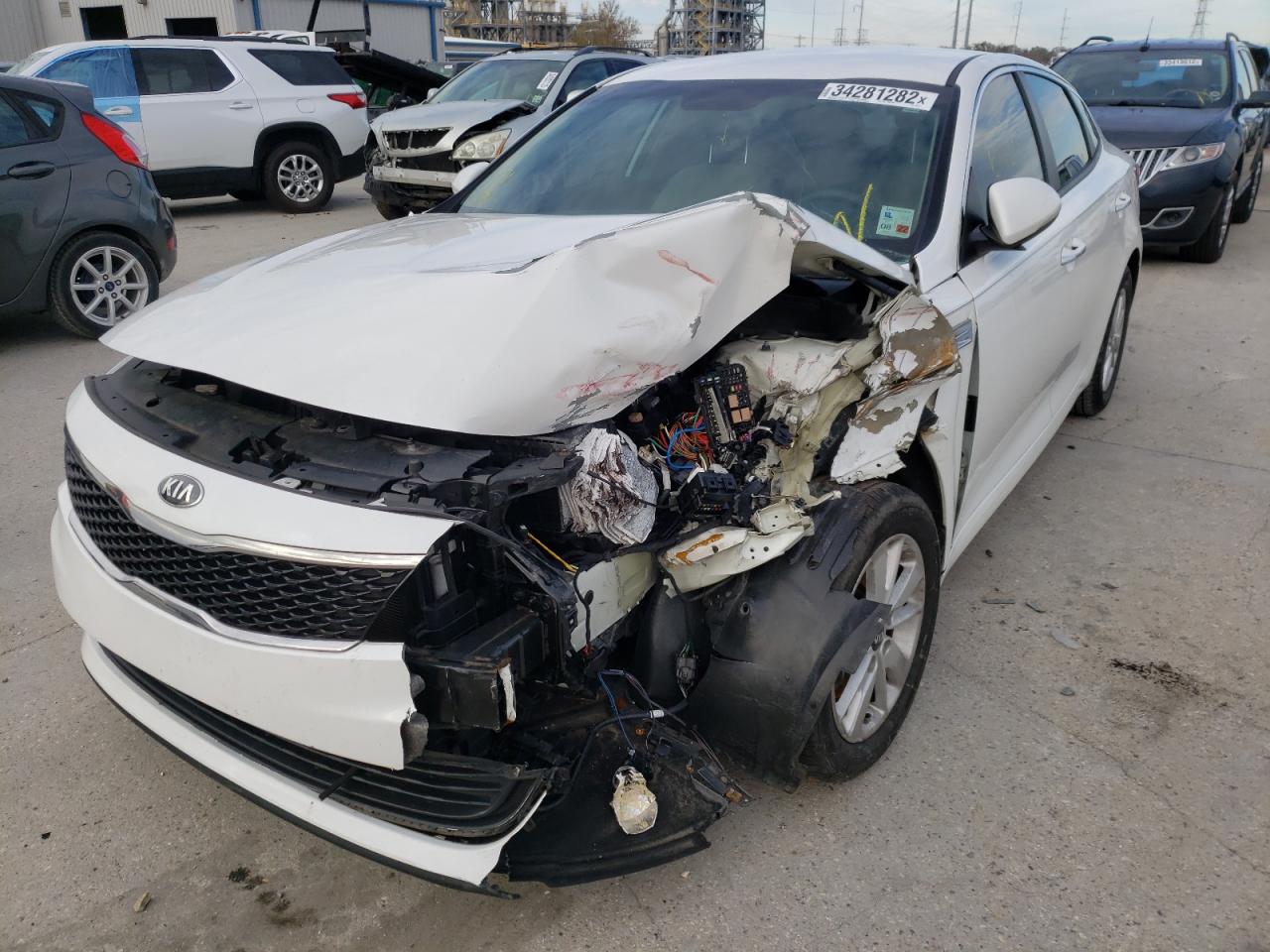 Photo 2 from auction – 2016 KIA OPTIMA LX with VIN KNAGT4L35G5070011