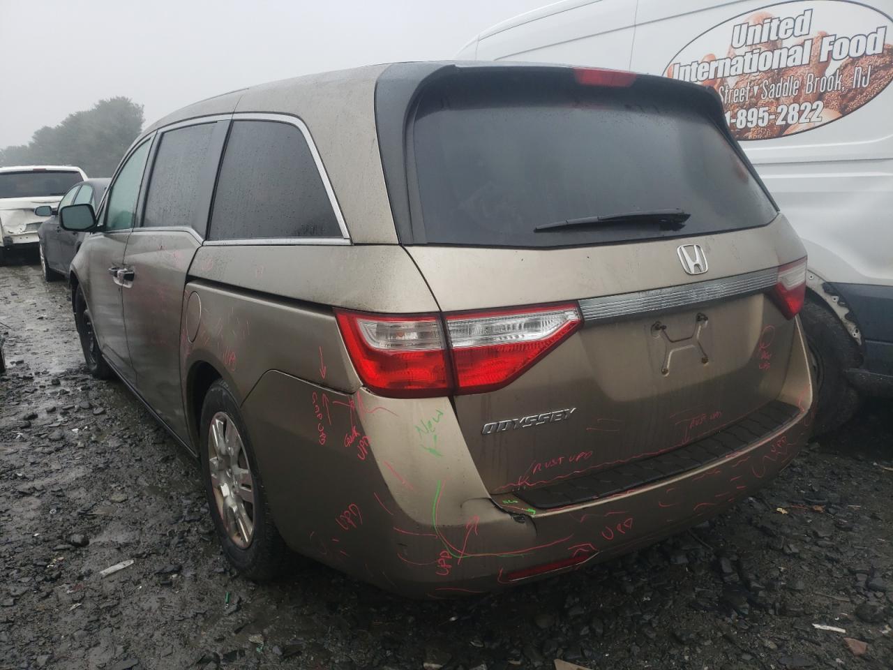 Photo 3 from auction – 2012 HONDA ODYSSEY LX with VIN 5FNRL5H27CB124287