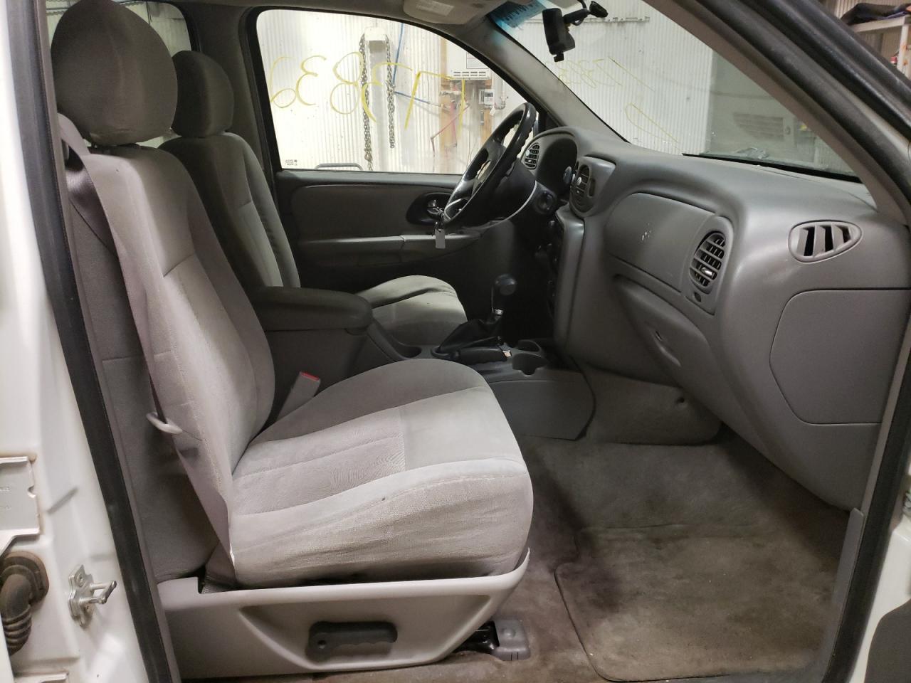 Photo 5 from auction – 2006 CHEVROLET TRAILBLAZE with VIN 1GNET16S766154830