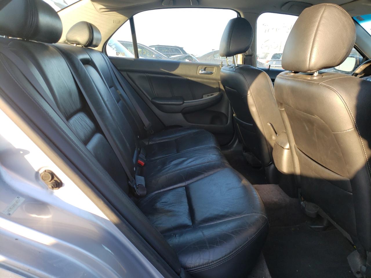 Photo 6 from auction – 2004 HONDA ACCORD EX with VIN 1HGCM66824A100717