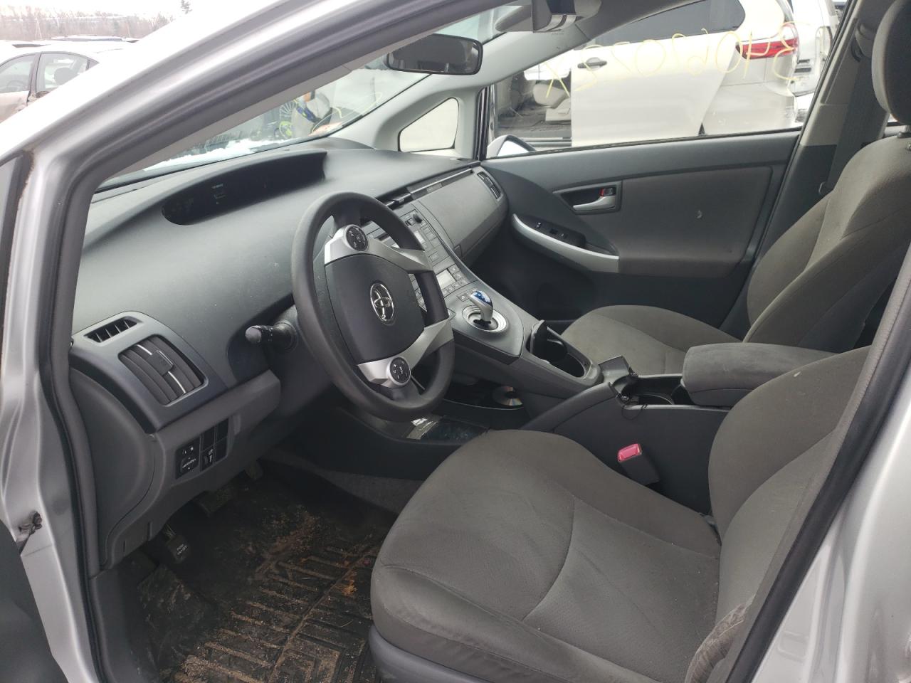 Photo 5 from auction – 2011 TOYOTA PRIUS with VIN JTDKN3DU3B0281805