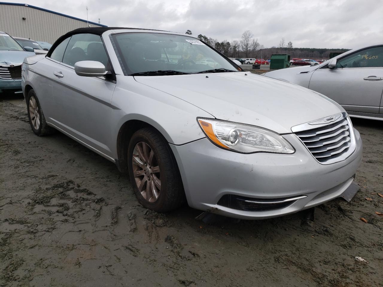 CHRYSLER 200 TOURIN 2012 with VIN 1C3BCBEB4CN155622 - Photo from auction