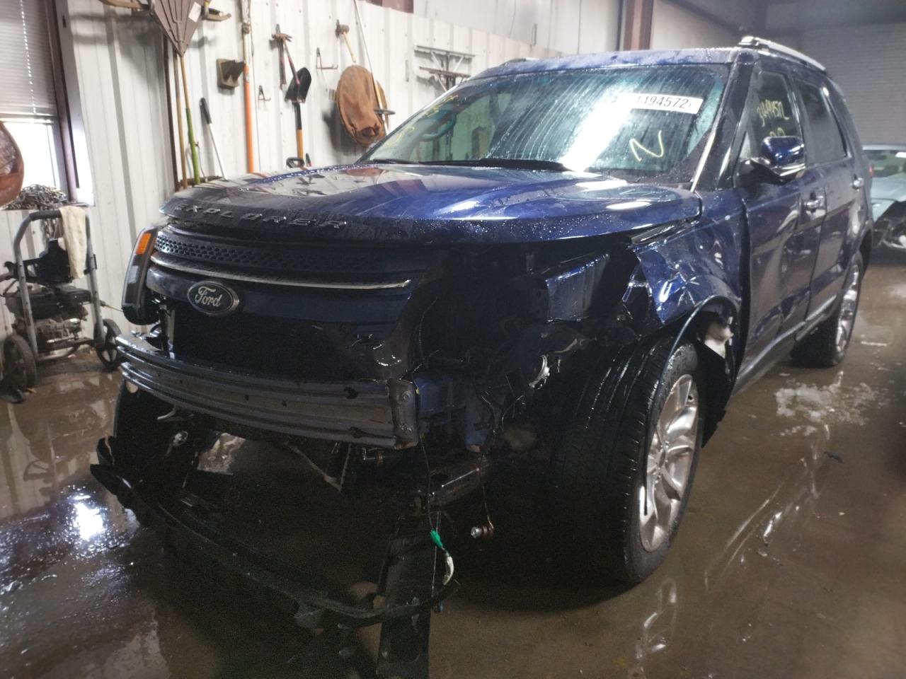 Photo 2 from auction – 2011 FORD EXPLORER L with VIN 1FMHK8F81BGA75742