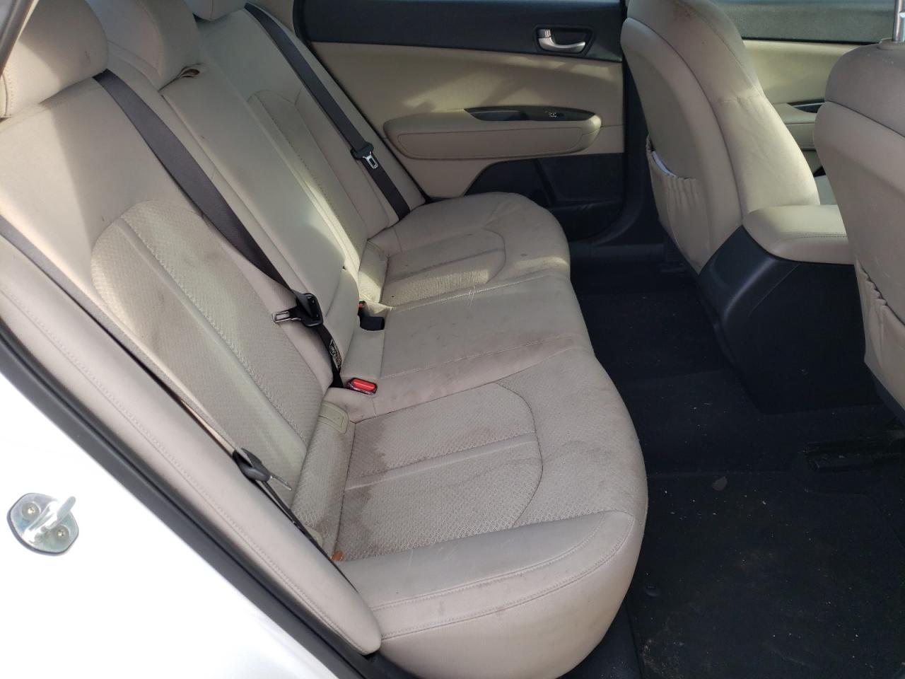 Photo 6 from auction – 2016 KIA OPTIMA LX with VIN KNAGT4L35G5070011