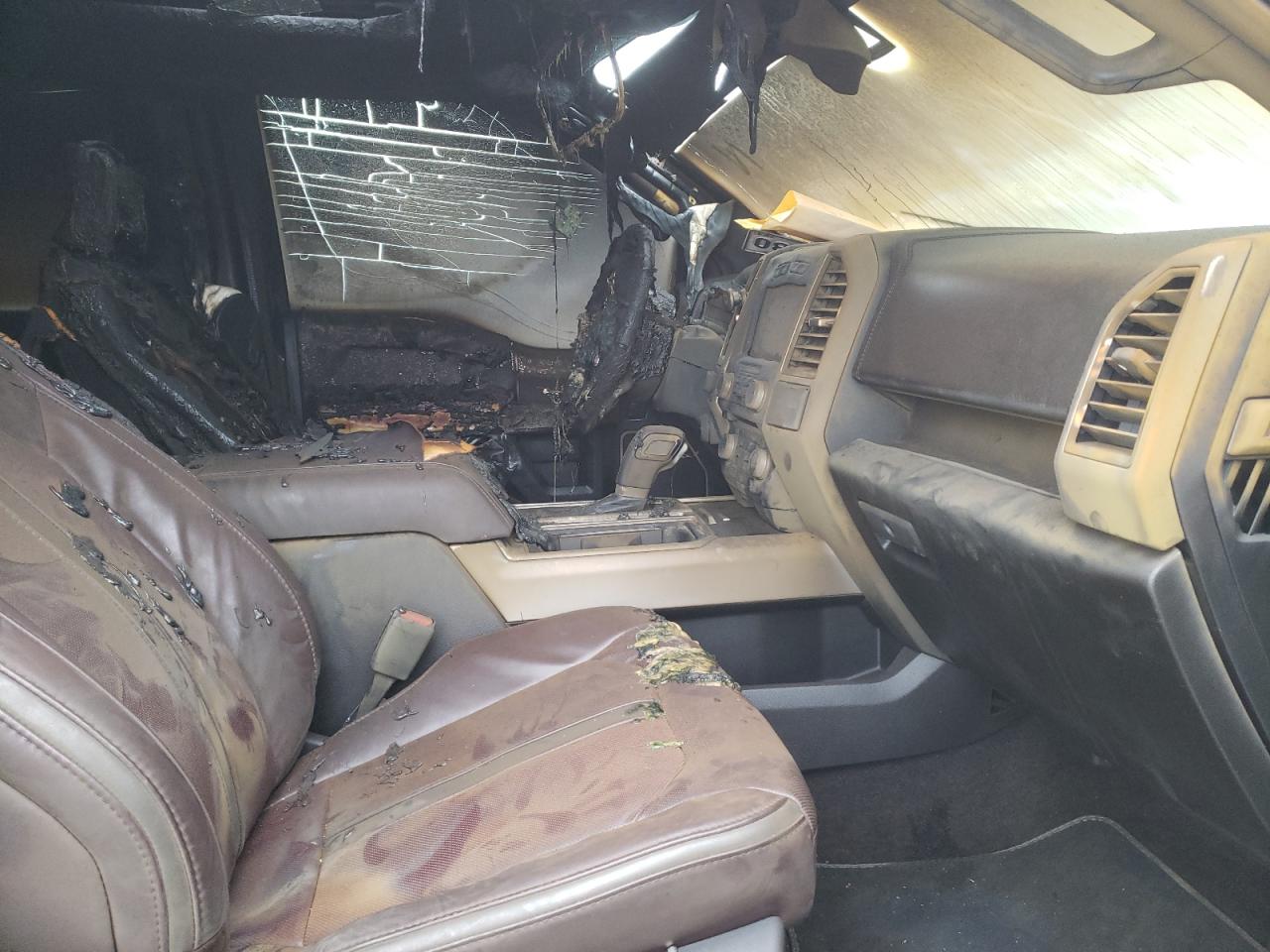 Photo 5 from auction – 2016 FORD F150 SUPER with VIN 1FTEW1EG2GFD49474