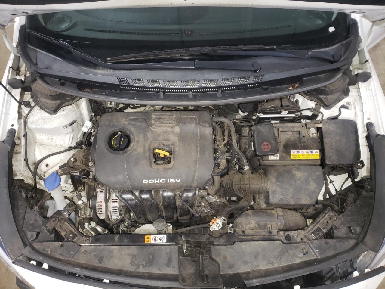 Photo 7 from auction – 2017 KIA FORTE LX with VIN 3KPFL4A72HE036442