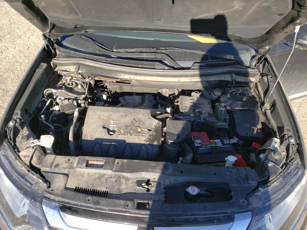 Photo 7 from auction – 2018 MITSUBISHI OUTLANDER with VIN JA4AZ3A39JJ002937