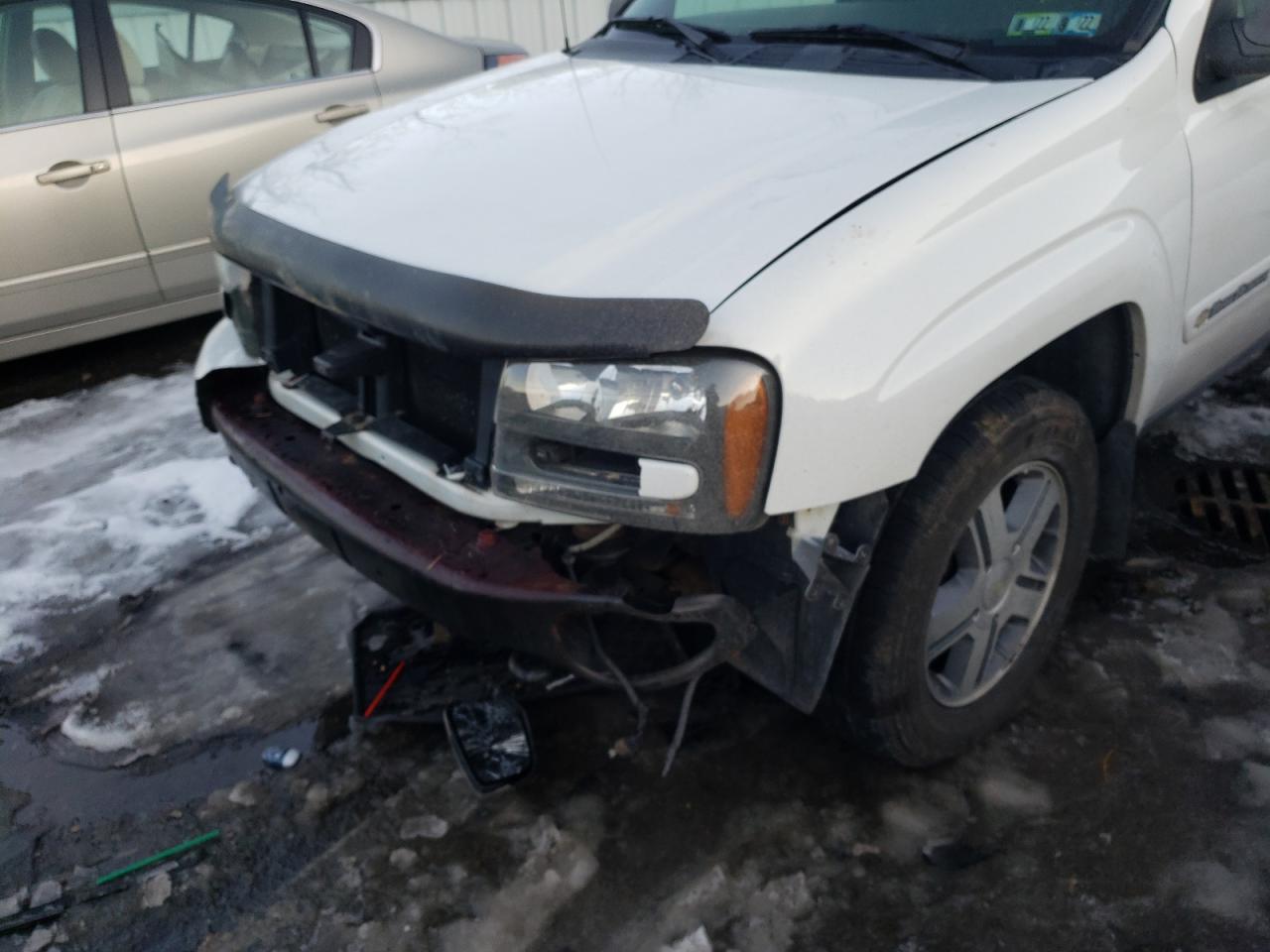 Photo 9 from auction – 2004 CHEVROLET TRAILBLAZE with VIN 1GNDT13S142356101