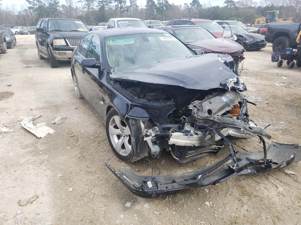 BMW 528 I 2008 with VIN WBANU53598CT08161 - Photo from auction