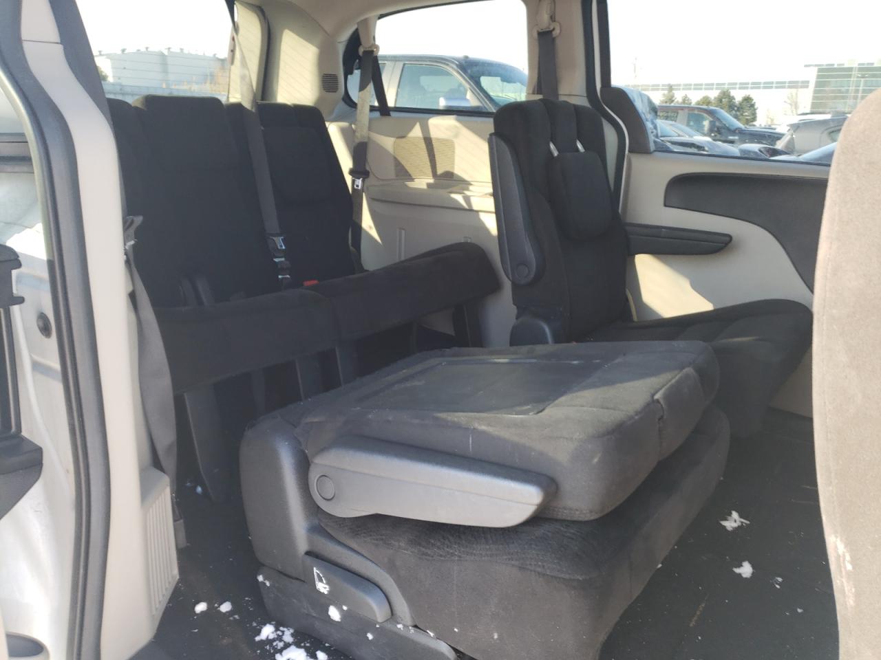 Photo 6 from auction – 2016 DODGE GRAND CARA with VIN 2C4RDGBGXGR397702