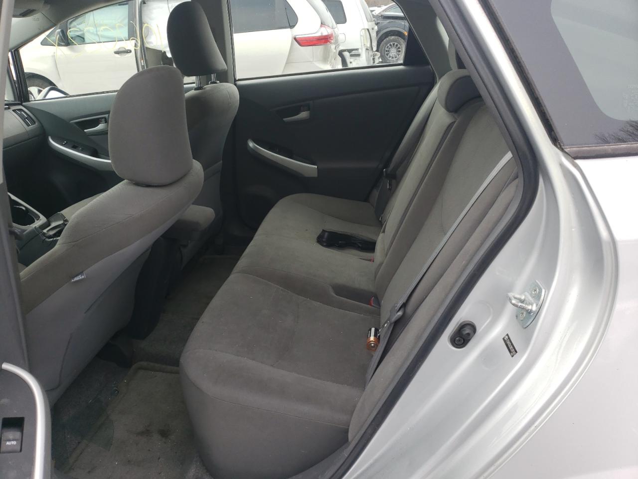 Photo 6 from auction – 2011 TOYOTA PRIUS with VIN JTDKN3DU3B0281805