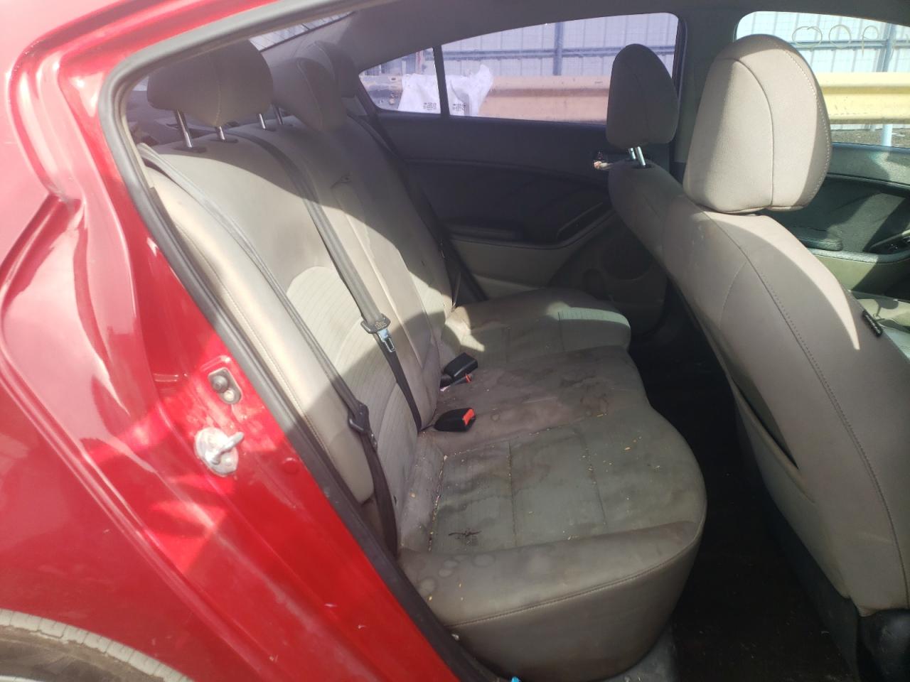Photo 6 from auction – 2014 KIA FORTE LX with VIN KNAFX4A69E5174754
