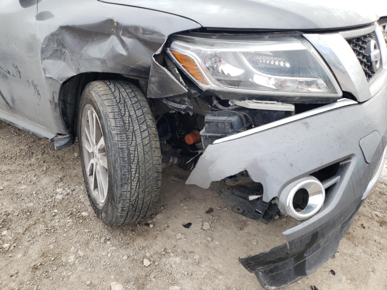 Photo 9 from auction – 2016 NISSAN PATHFINDER with VIN 5N1AR2MM7GC619735