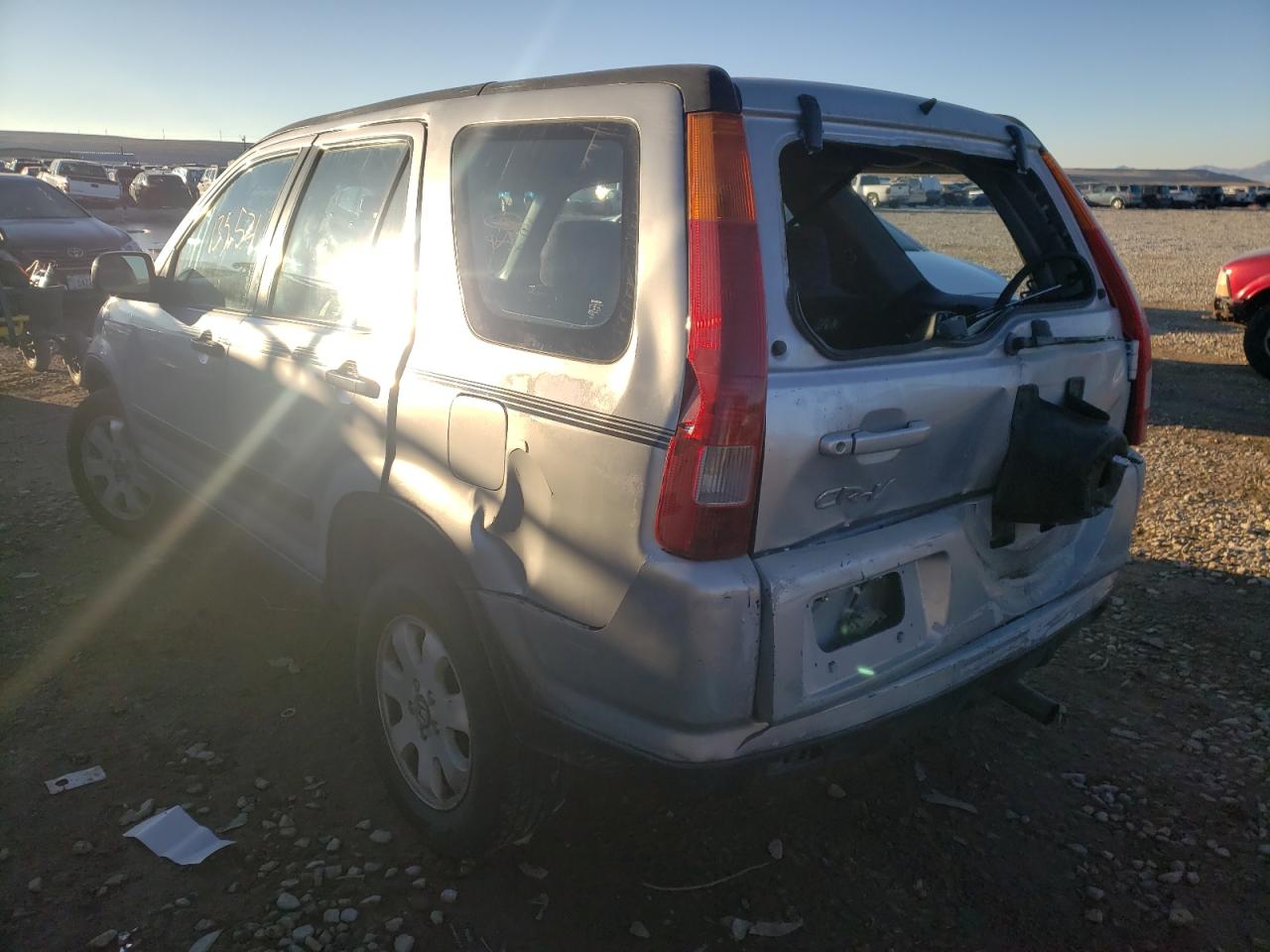 Photo 3 from auction – 2004 HONDA CR-V EX with VIN JHLRD78474C025822