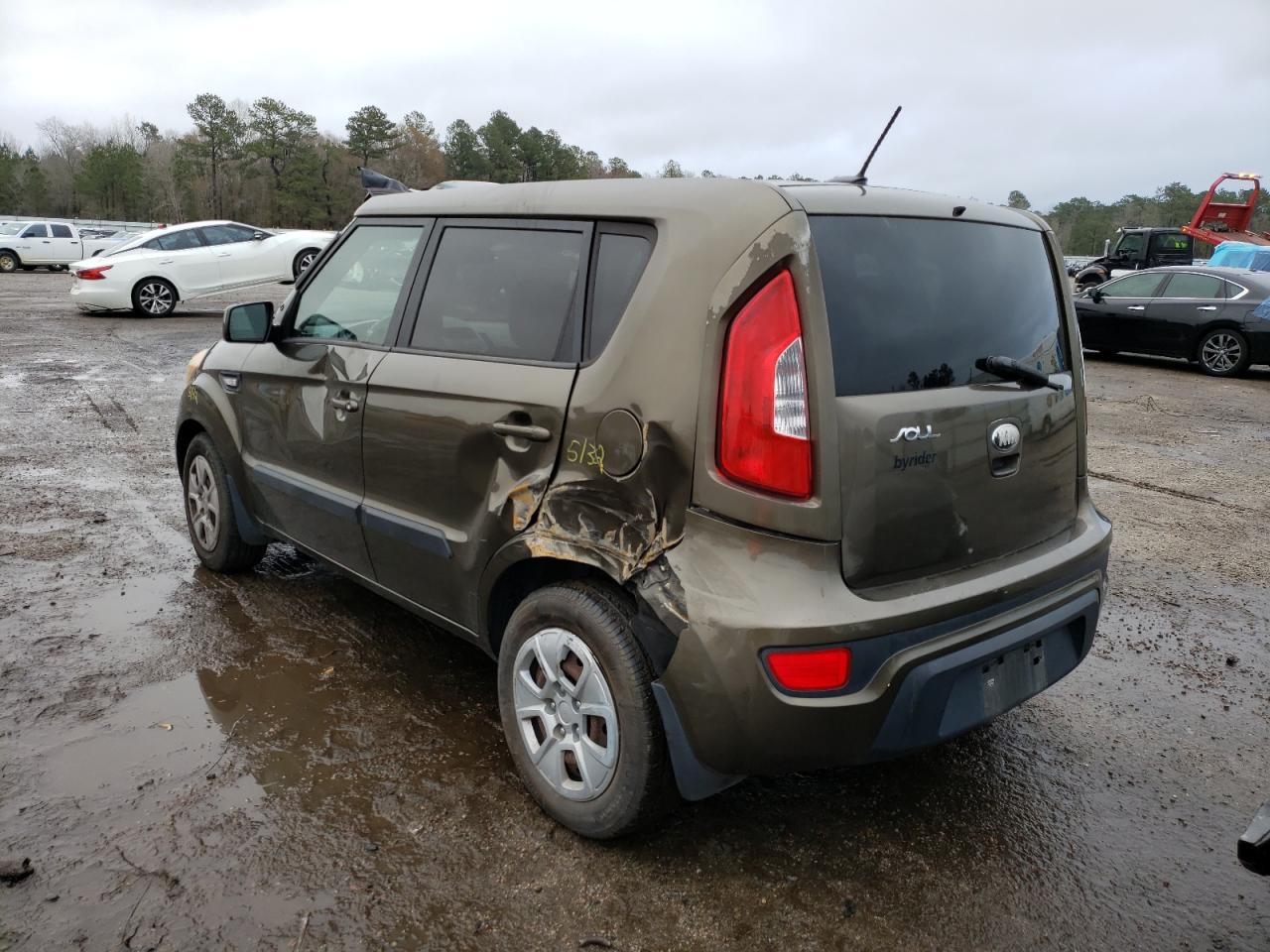 Photo 3 from auction – 2013 KIA SOUL with VIN KNDJT2A58D7491366
