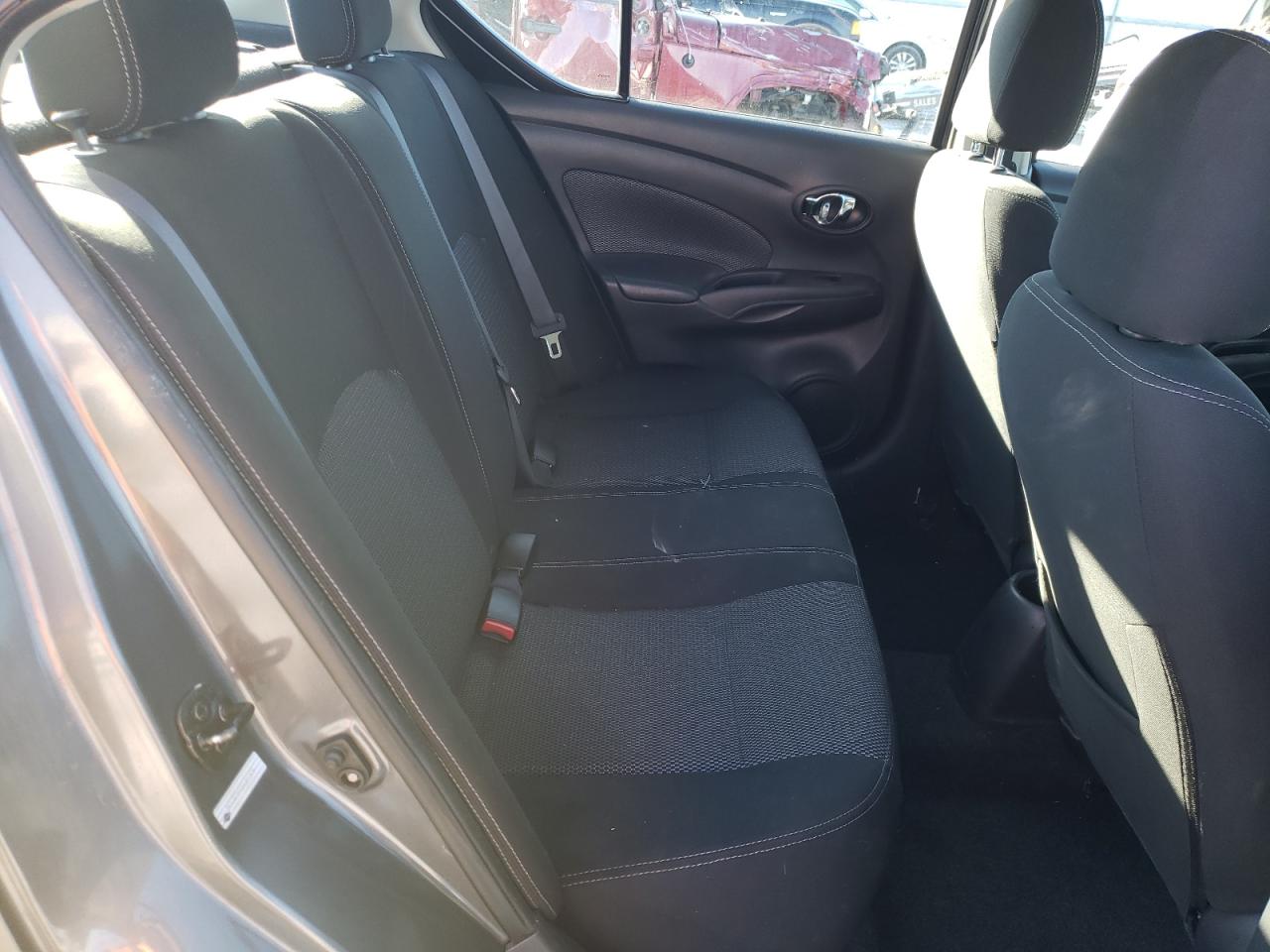 Photo 6 from auction – 2018 NISSAN VERSA S with VIN 3N1CN7AP2JL812975