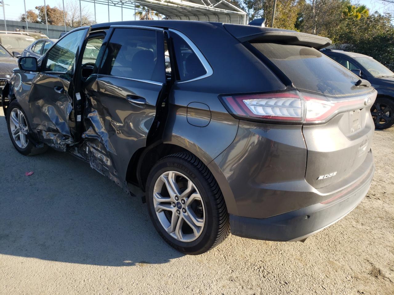 Photo 3 from auction – 2018 FORD EDGE TITAN with VIN 2FMPK3K89JBB88512