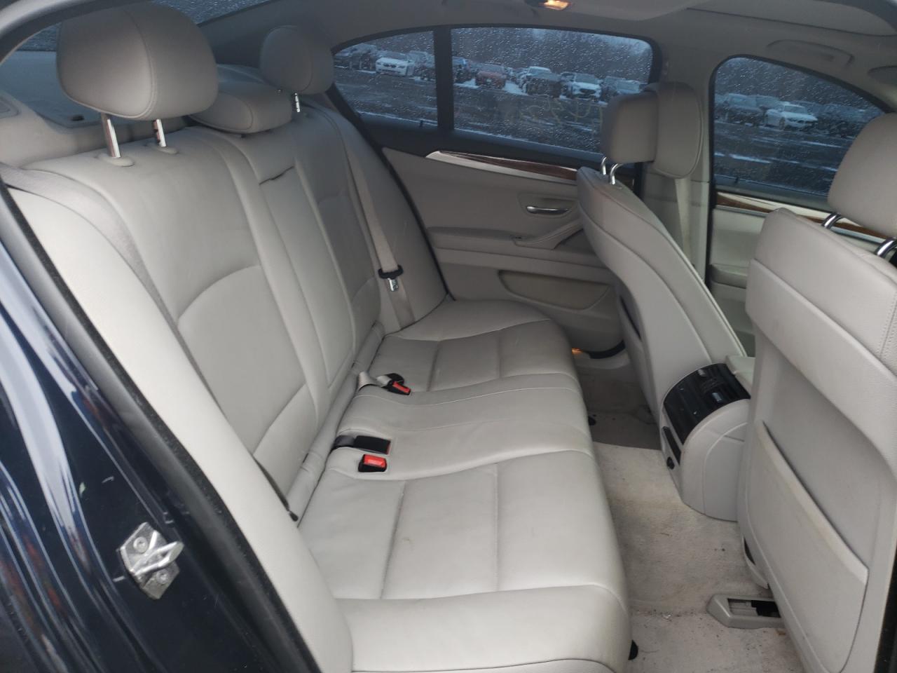 Photo 6 from auction – 2013 BMW 535 XI with VIN WBAFU7C55DDU67179