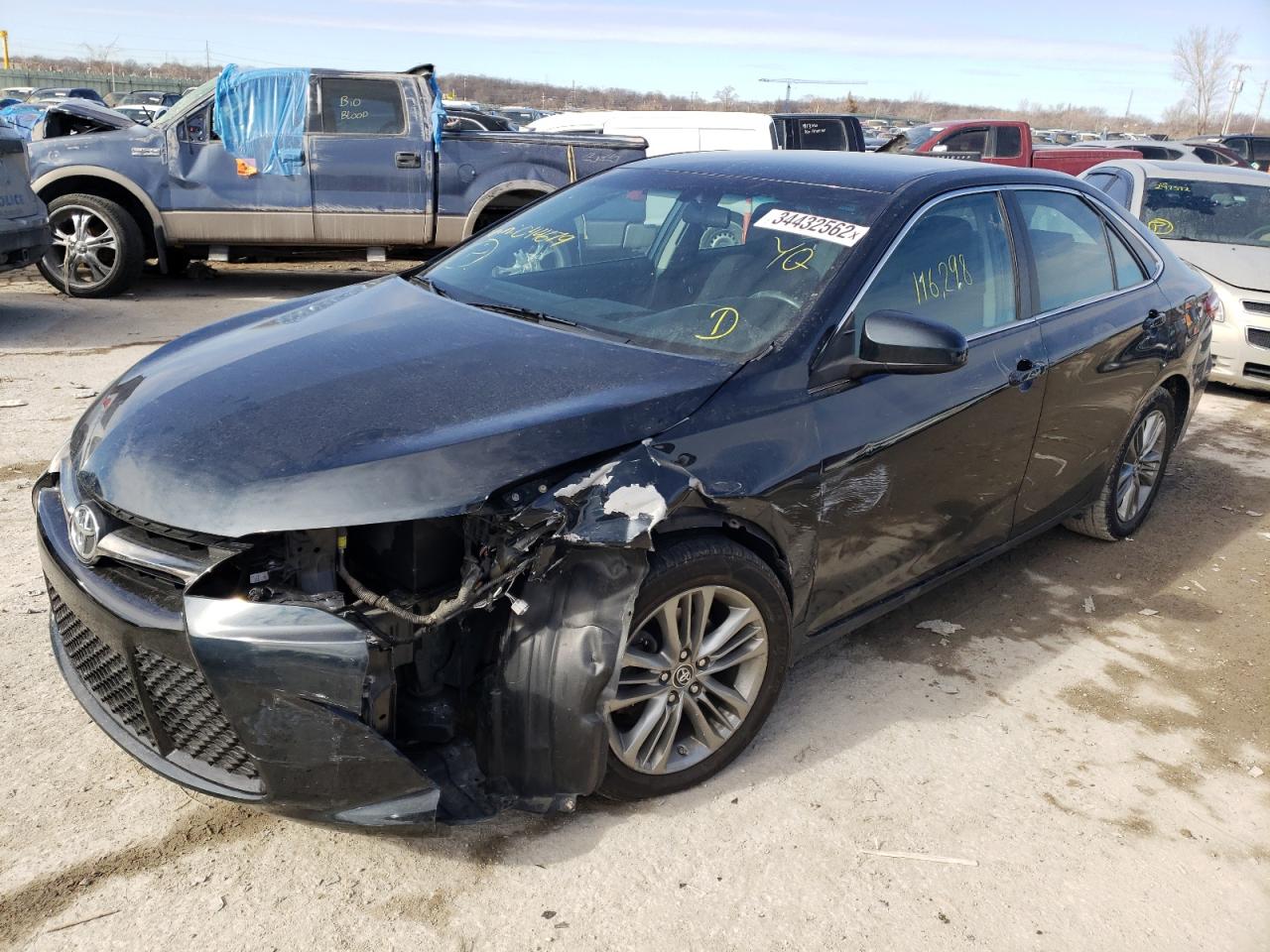 Photo 2 from auction – 2015 TOYOTA CAMRY LE with VIN 4T1BF1FK2FU044679