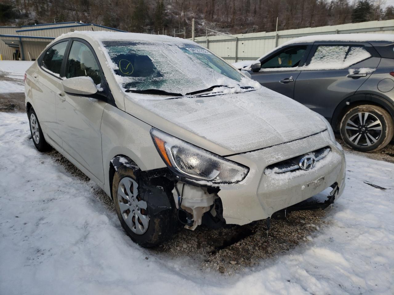 HYUNDAI ACCENT SE 2017 with VIN KMHCT4AE9HU221022 - Photo from auction