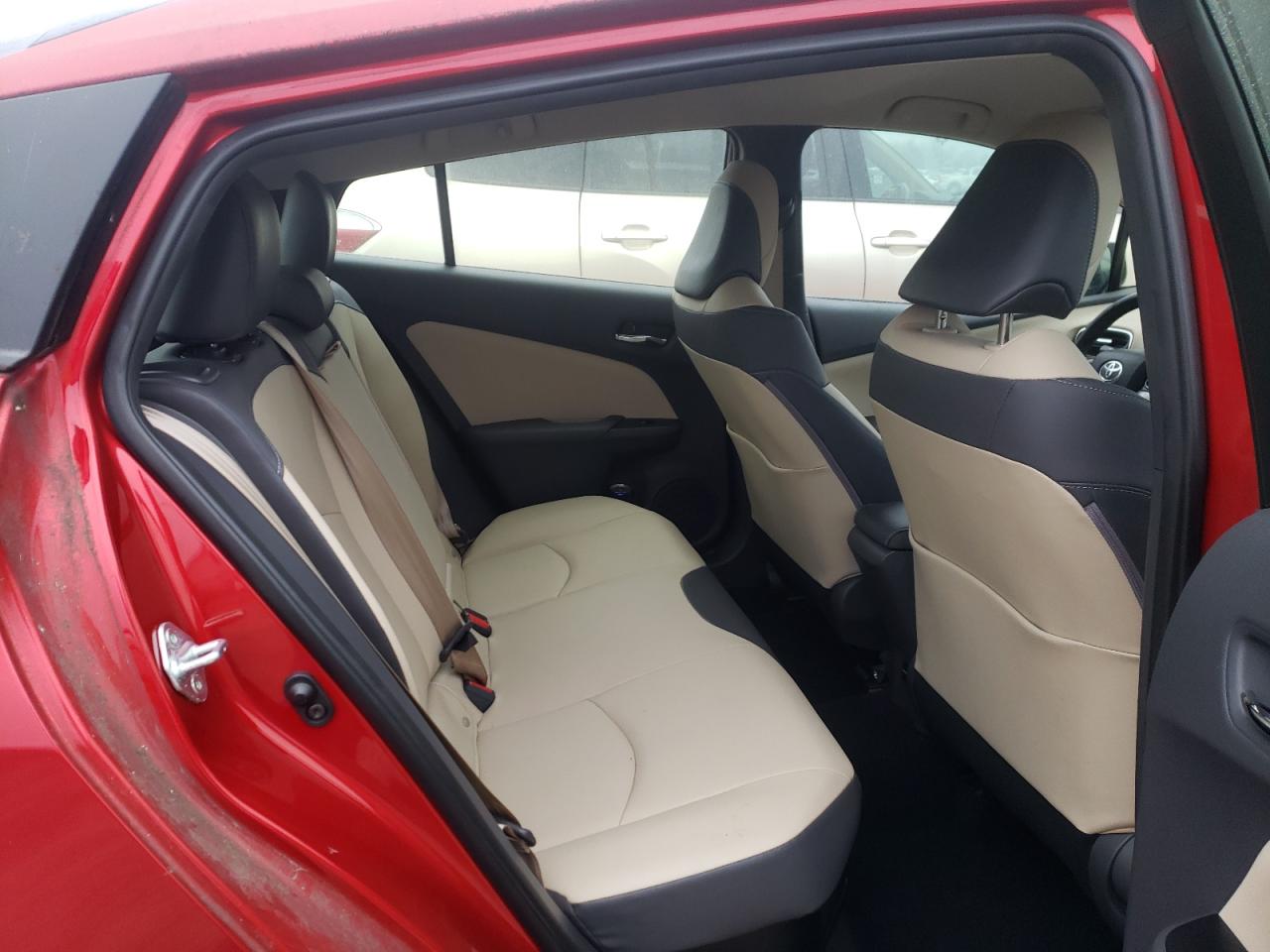 Photo 6 from auction – 2018 TOYOTA PRIUS with VIN JTDKARFU4J3546871