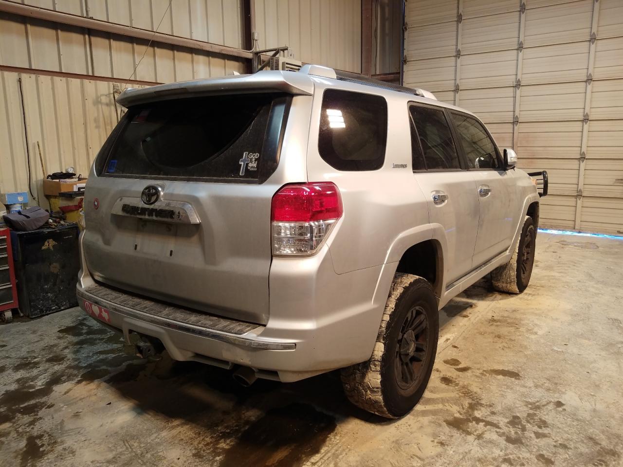 Photo 4 from auction – 2013 TOYOTA 4RUNNER SR with VIN JTEZU5JR4D5048773