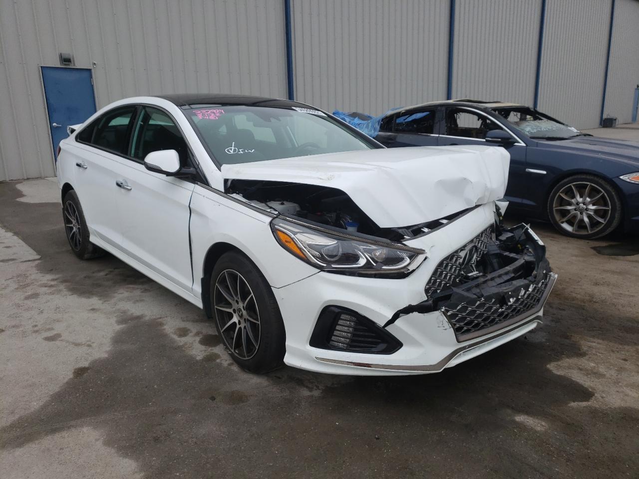 Photo 1 from auction – 2019 HYUNDAI SONATA LIM with VIN 5NPE34AF1KH764100