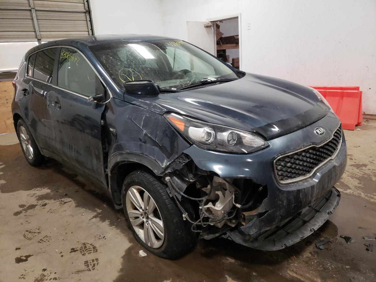 KIA SPORTAGE L 2017 with VIN KNDPMCAC4H7216286 - Photo from auction
