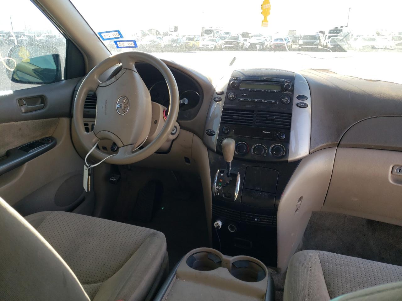 Photo 9 from auction – 2008 TOYOTA SIENNA with VIN 5TDZK23C68S149962