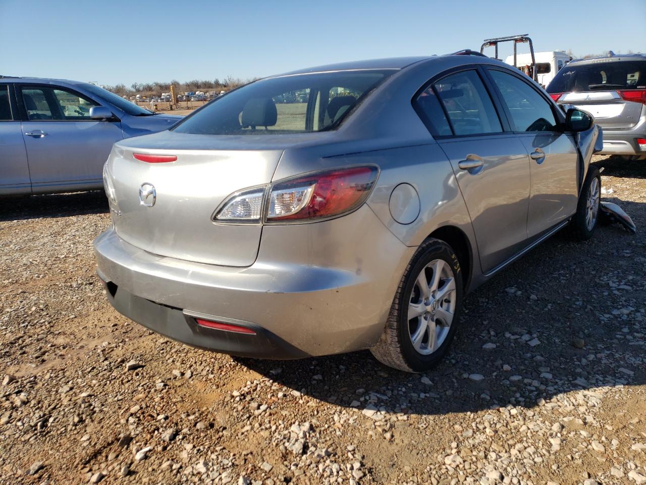 Photo 4 from auction – 2010 MAZDA 3 I with VIN JM1BL1SF8A1278471