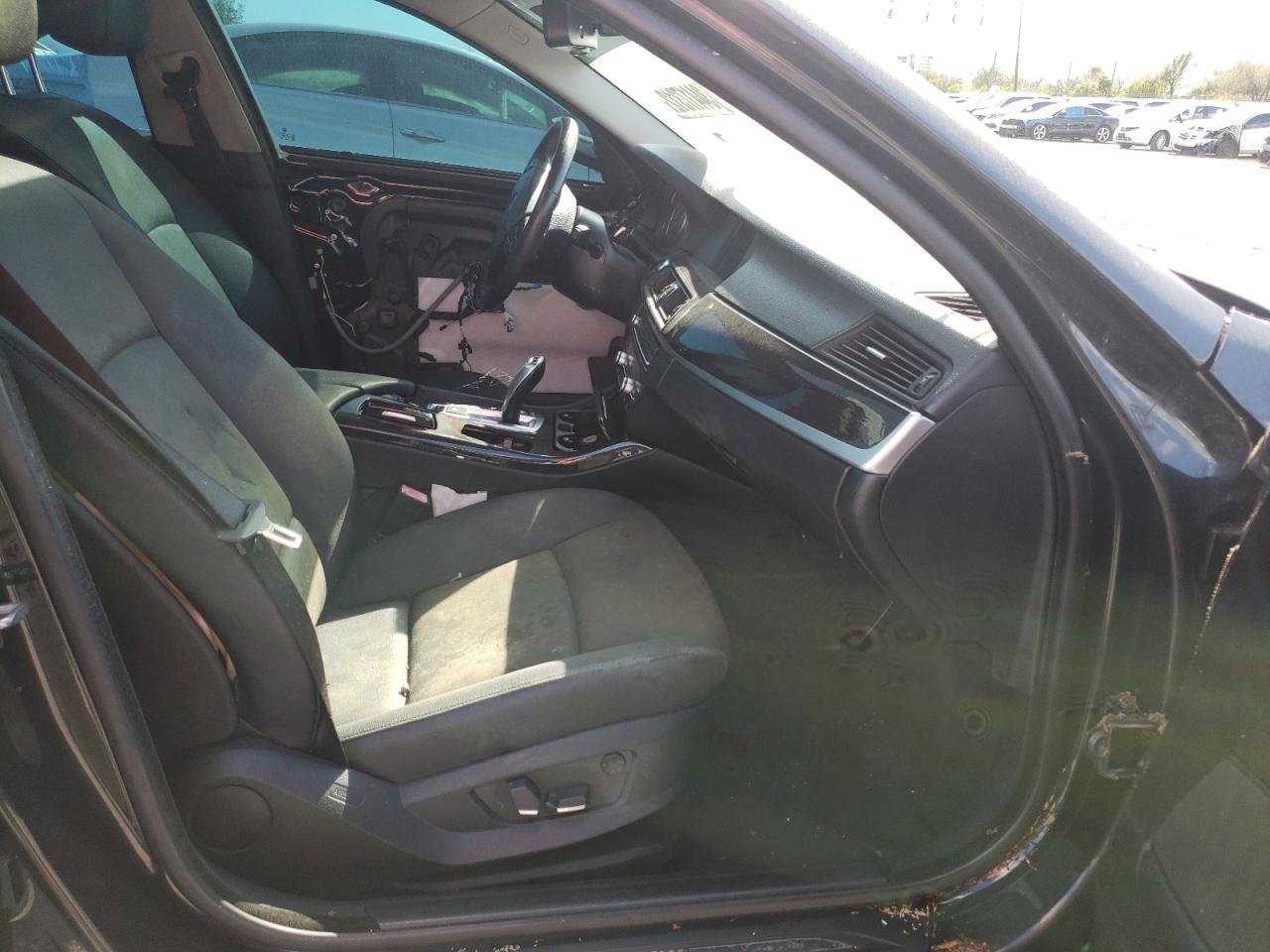Photo 6 from auction – 2012 BMW 528 XI with VIN WBAXH5C57CDW08880