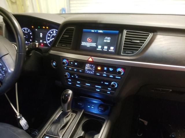 Photo 9 from auction – 2015 HYUNDAI GENESIS 5. with VIN KMHGN4JF5FU069516