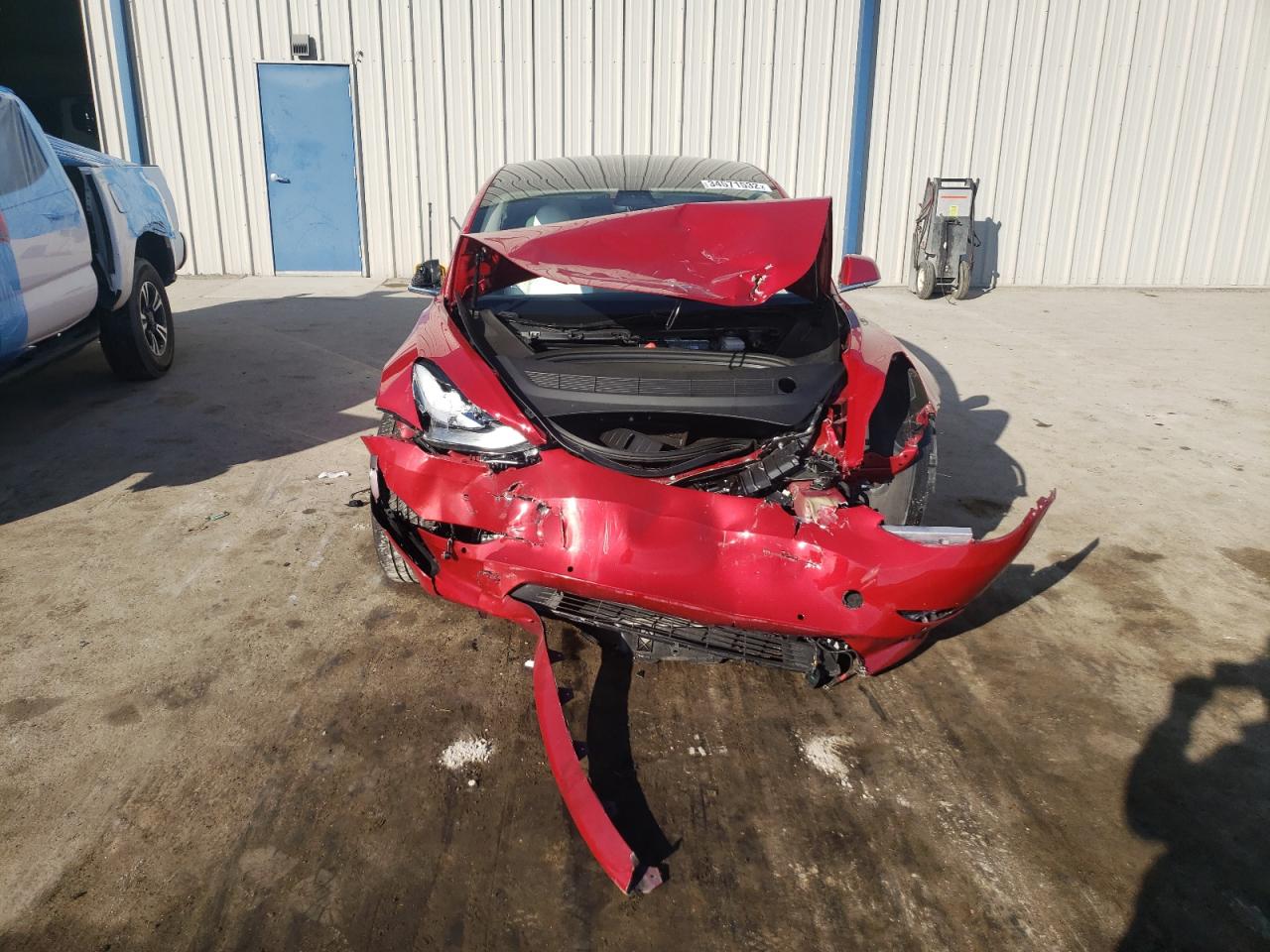 Photo 16 from auction – 2019 TESLA MODEL 3 with VIN 5YJ3E1EB9KF406913
