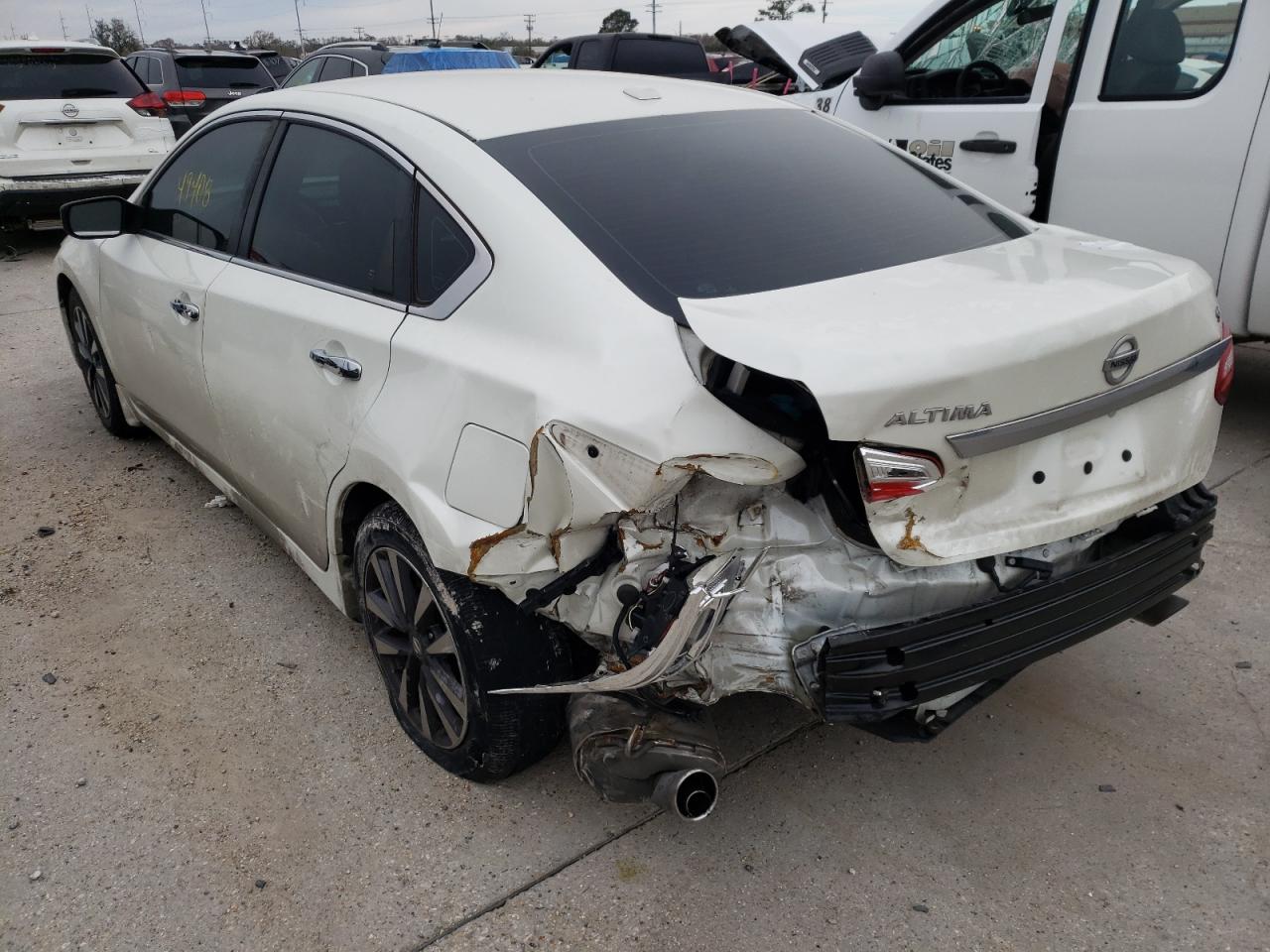 Photo 3 from auction – 2017 NISSAN ALTIMA 2.5 with VIN 1N4AL3AP6HC295467